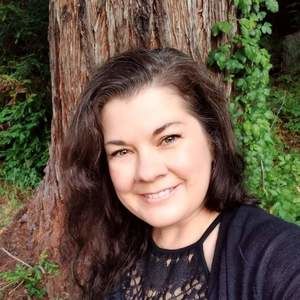 Meet your Posher, Carey